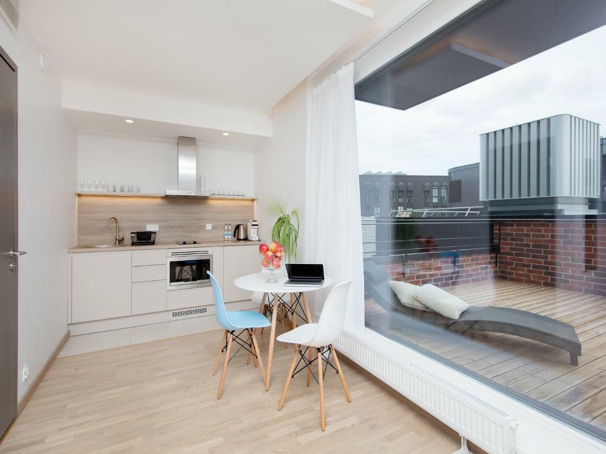 8Era Business Executive Rotermanni Apartments Tallinn Exterior photo