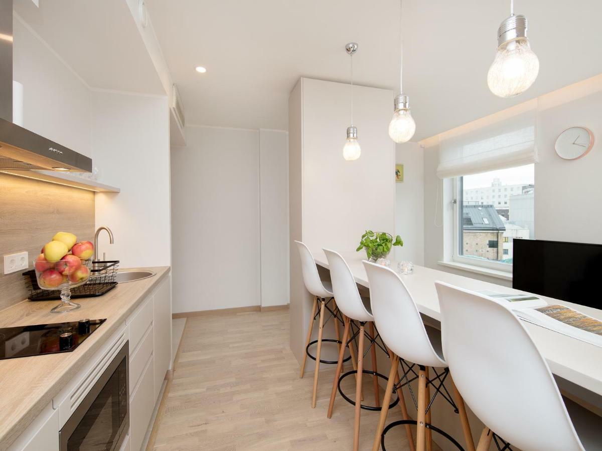 8Era Business Executive Rotermanni Apartments Tallinn Exterior photo