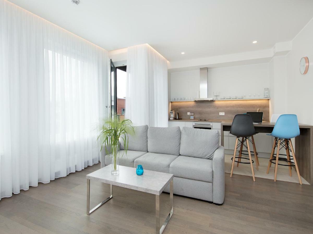 8Era Business Executive Rotermanni Apartments Tallinn Exterior photo