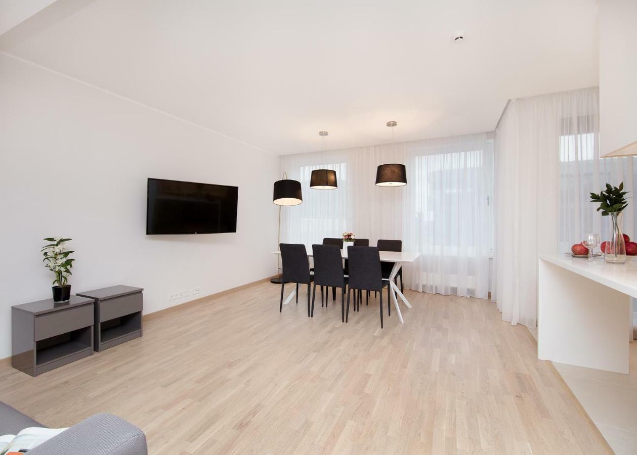8Era Business Executive Rotermanni Apartments Tallinn Exterior photo