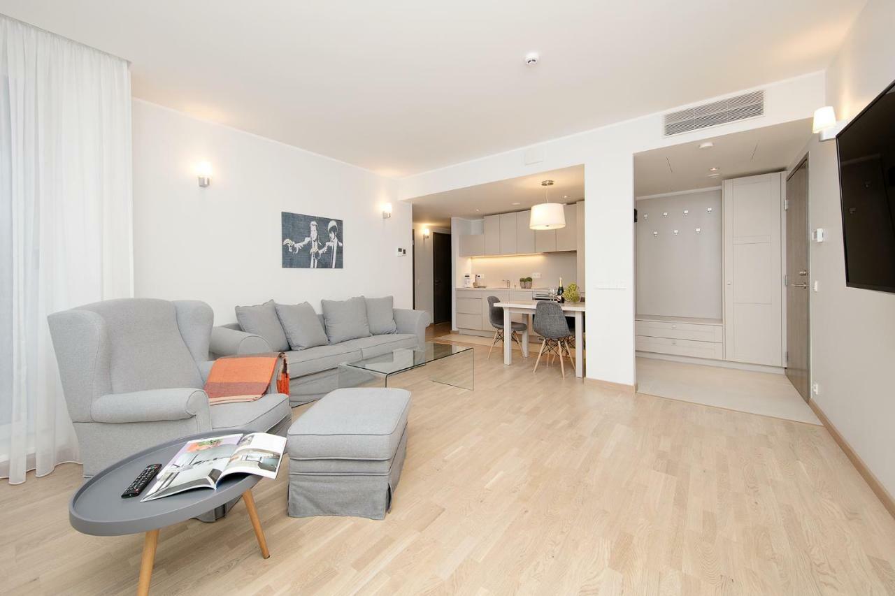 8Era Business Executive Rotermanni Apartments Tallinn Exterior photo
